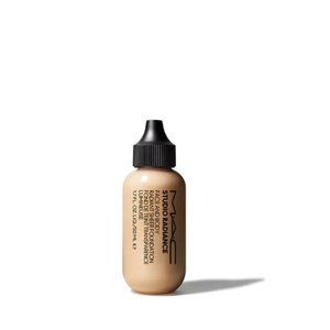 MAC - STUDIO RADIANCE FACE AND BODY RADIANT SHEER FOUNDATION - New In Box